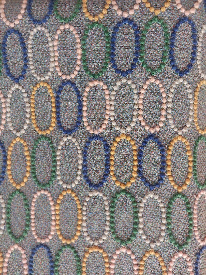 ハンドメイド木製スツール