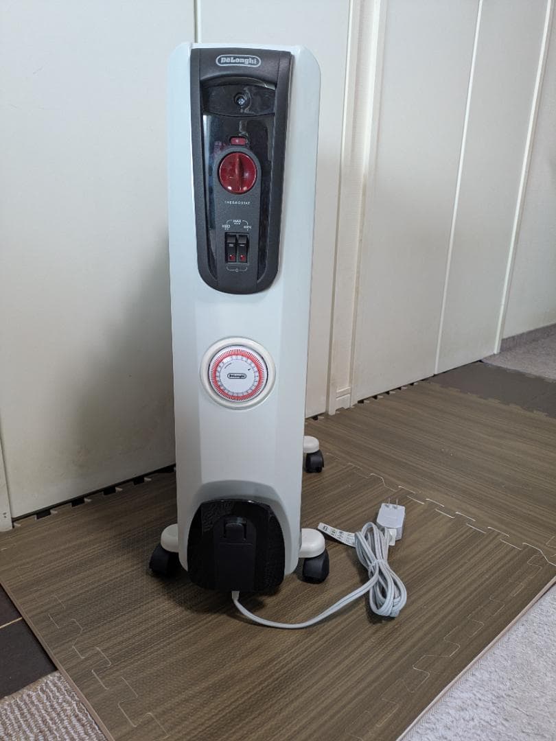 DeLonghi デロンギ オイルヒーター H771015EFSN-BK