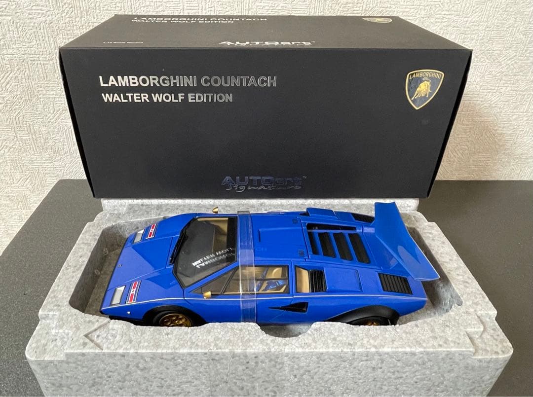 AUTOart 1/18 ランボルギーニ カウンタック ウォルターウルフ ブルー
