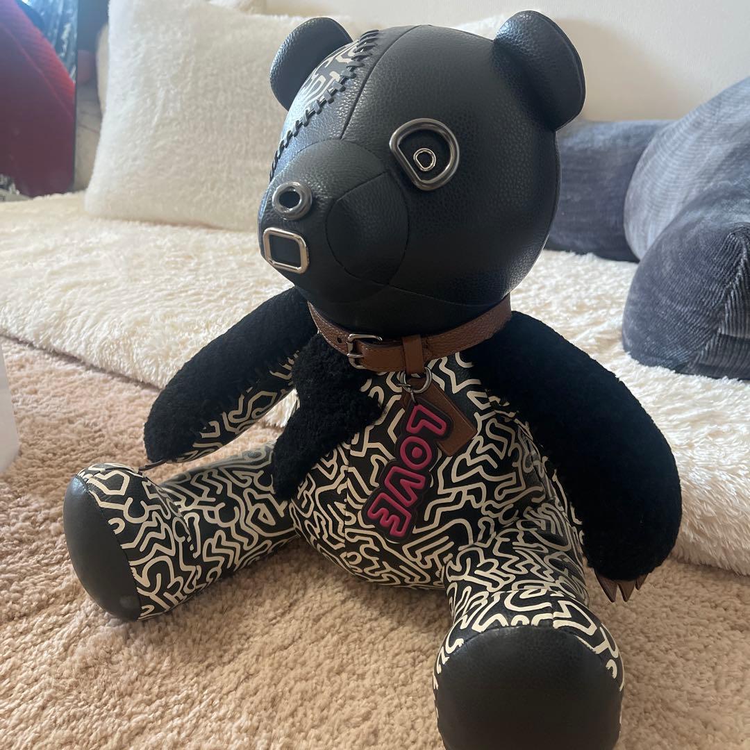 コーチ　キースヘリング　クマ