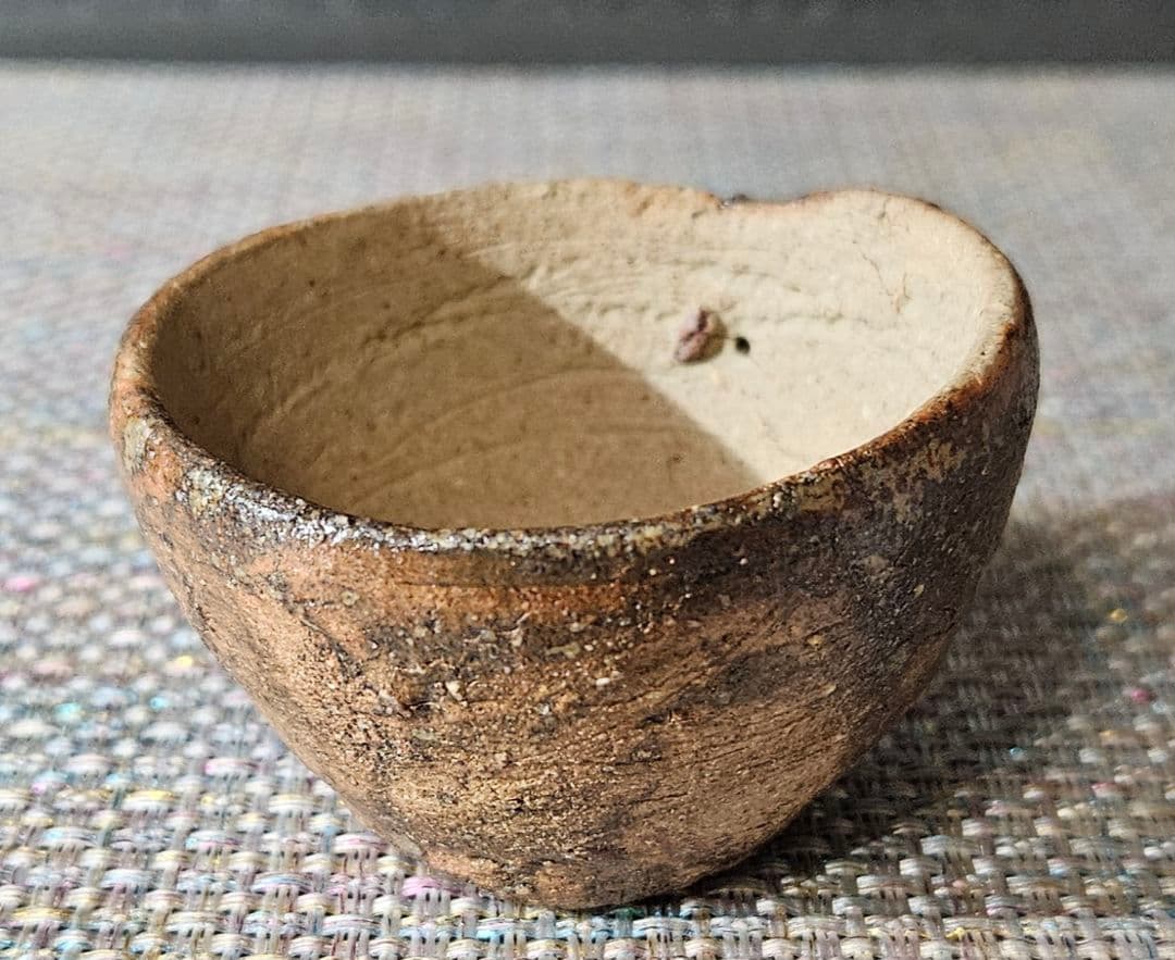 江戸時代　古信楽系　油揚げ手　ぐい呑　酒杯　盃　酒器　土もの　 古陶磁器