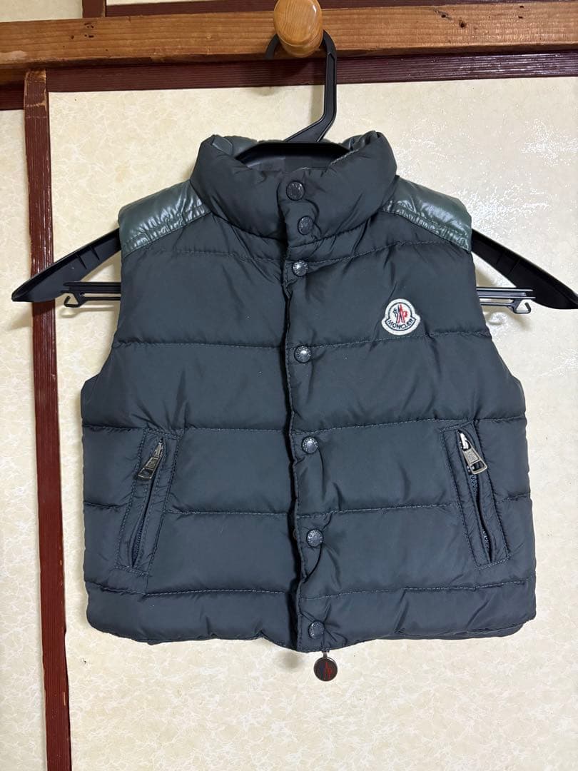 MONCLER ダウンベスト　グレー　子供服