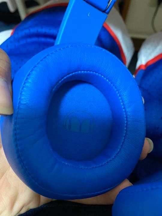 アディダス ヘッドホン  値下げ中