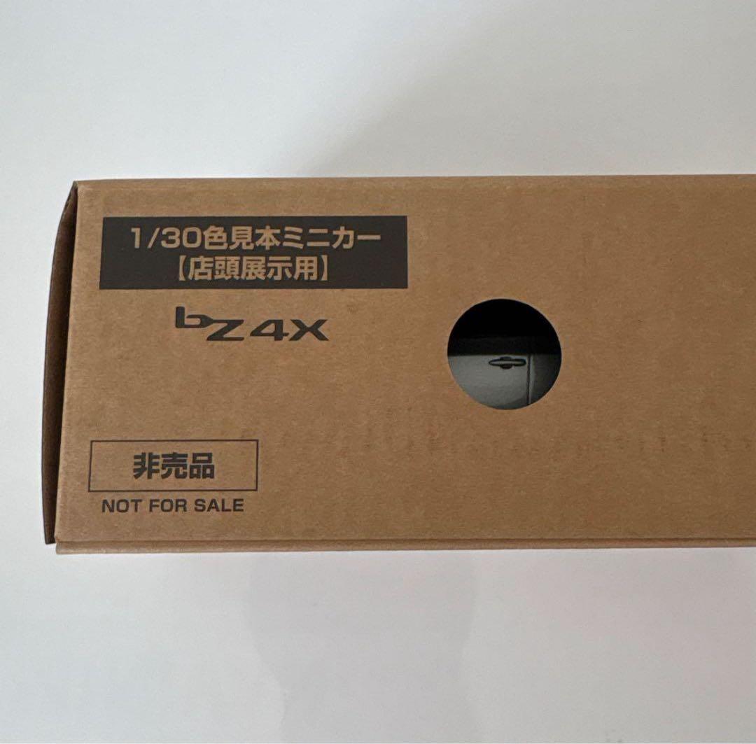 トヨタ 新型bZ4X ミニカーカラーサンプル プレシャスメタル【非売品】