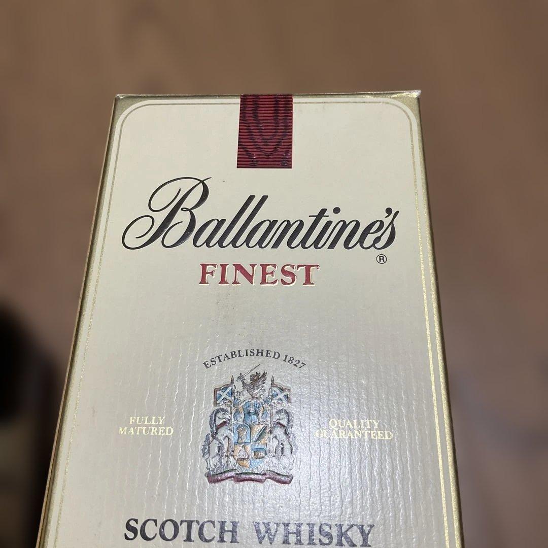 バランタイン　ファイネスト 赤青紋章 760ml 43% 未開栓 古酒　スコッチ
