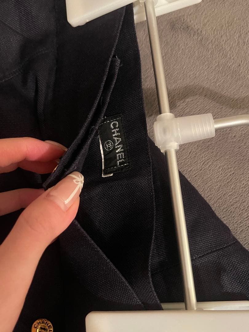 合馬公式アカウント1 ページ　CHANEL ダークパープル フレアスカート