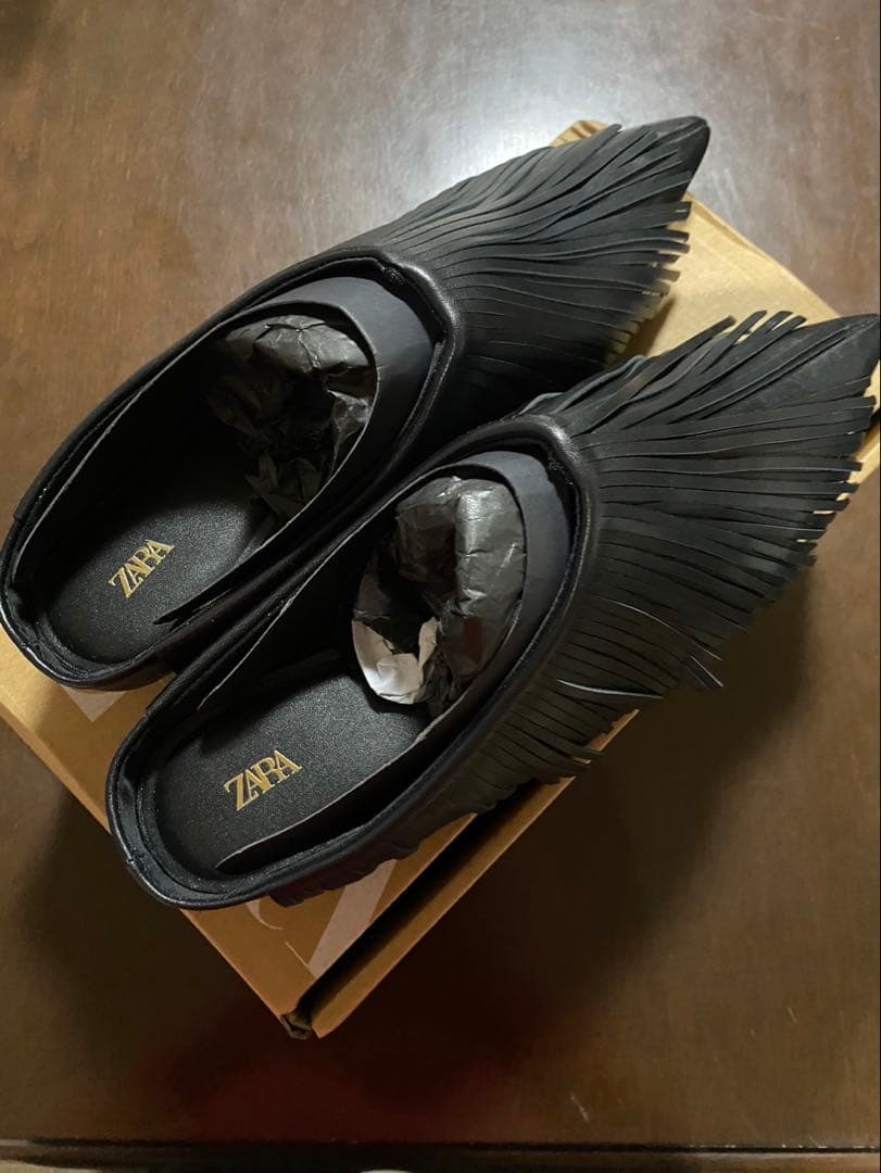 ZARA 日本完売●#レザースリングバックフリンジ　37