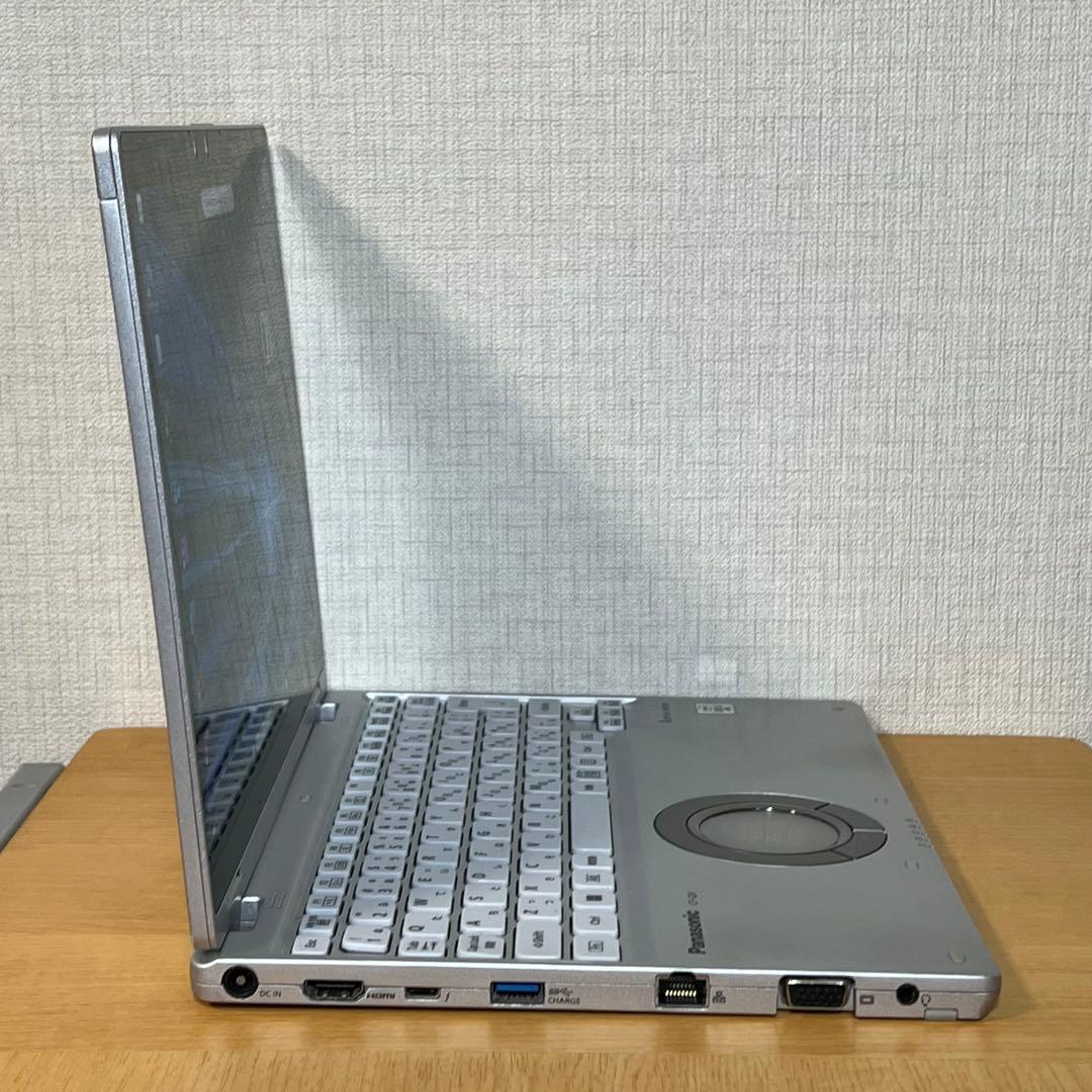 レッツノートQV9 i5 16G／256GB／LTE／オフィス