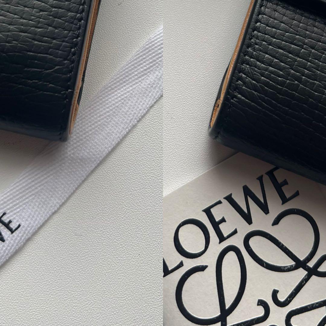 474 極上美品 LOEWE ロエベ 2つ折り財布