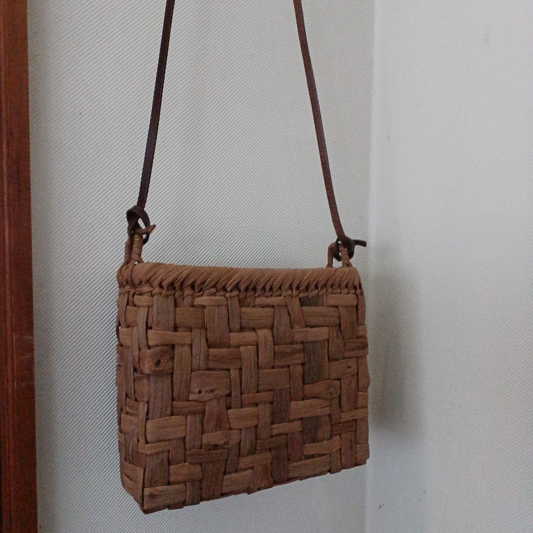 国産山葡萄ショルダーバッグ