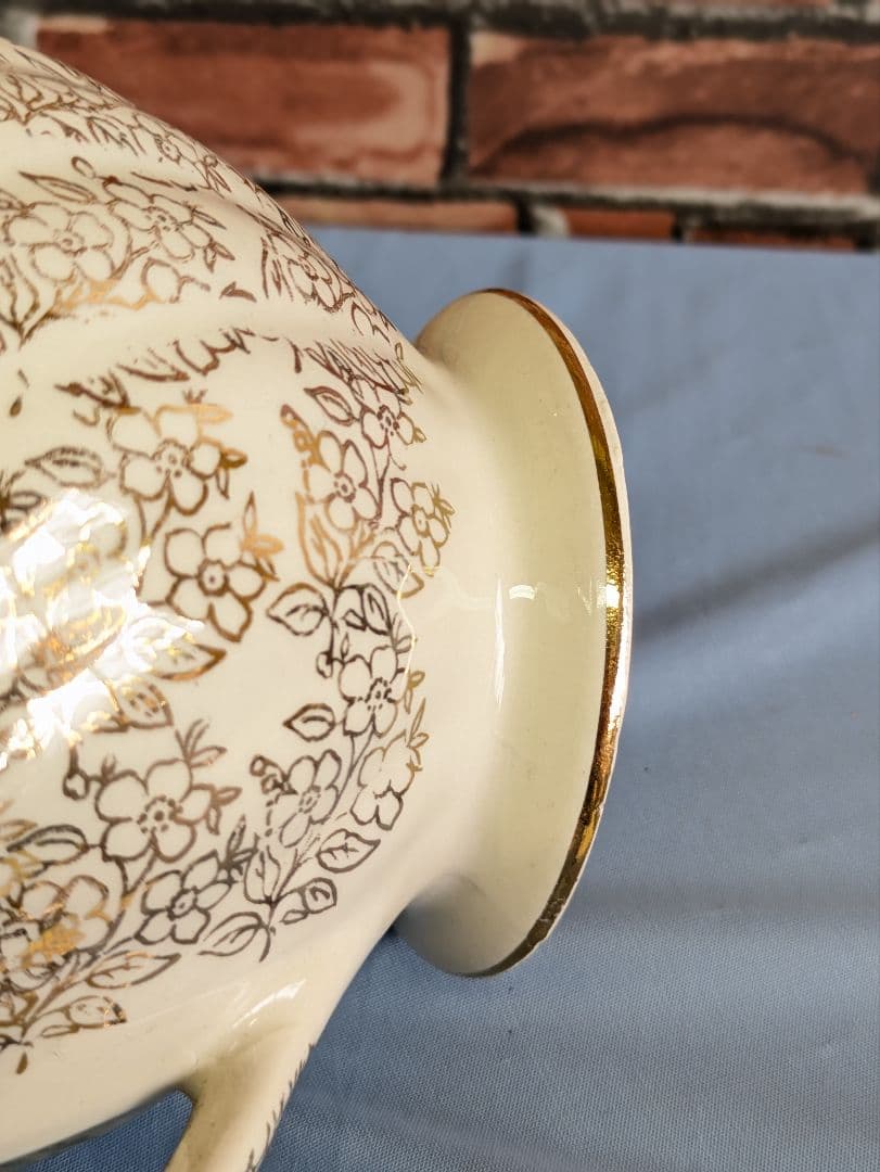 イギリス アンティーク クリノリンレディ ティーポット SALDER窯