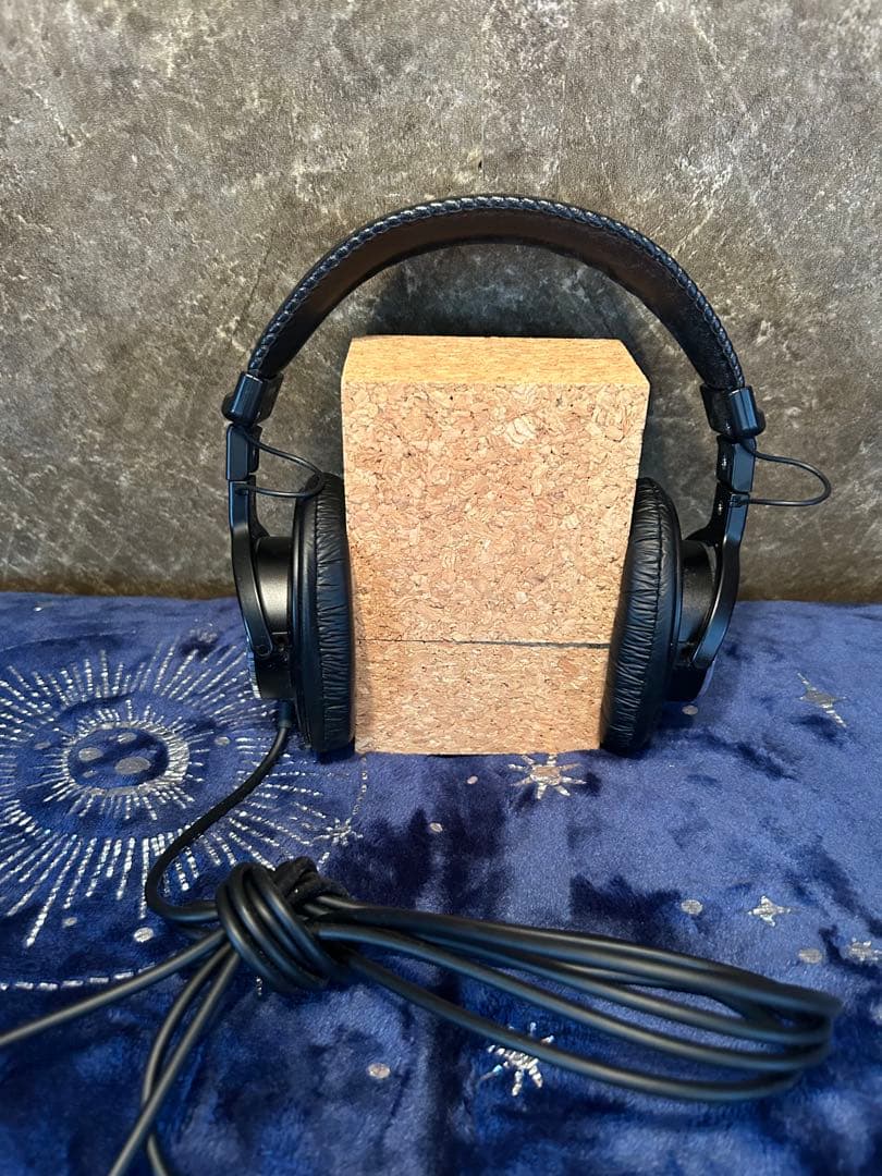 展示品(新品) MDR-CD900ST 密閉型スタジオモニターヘッドホン