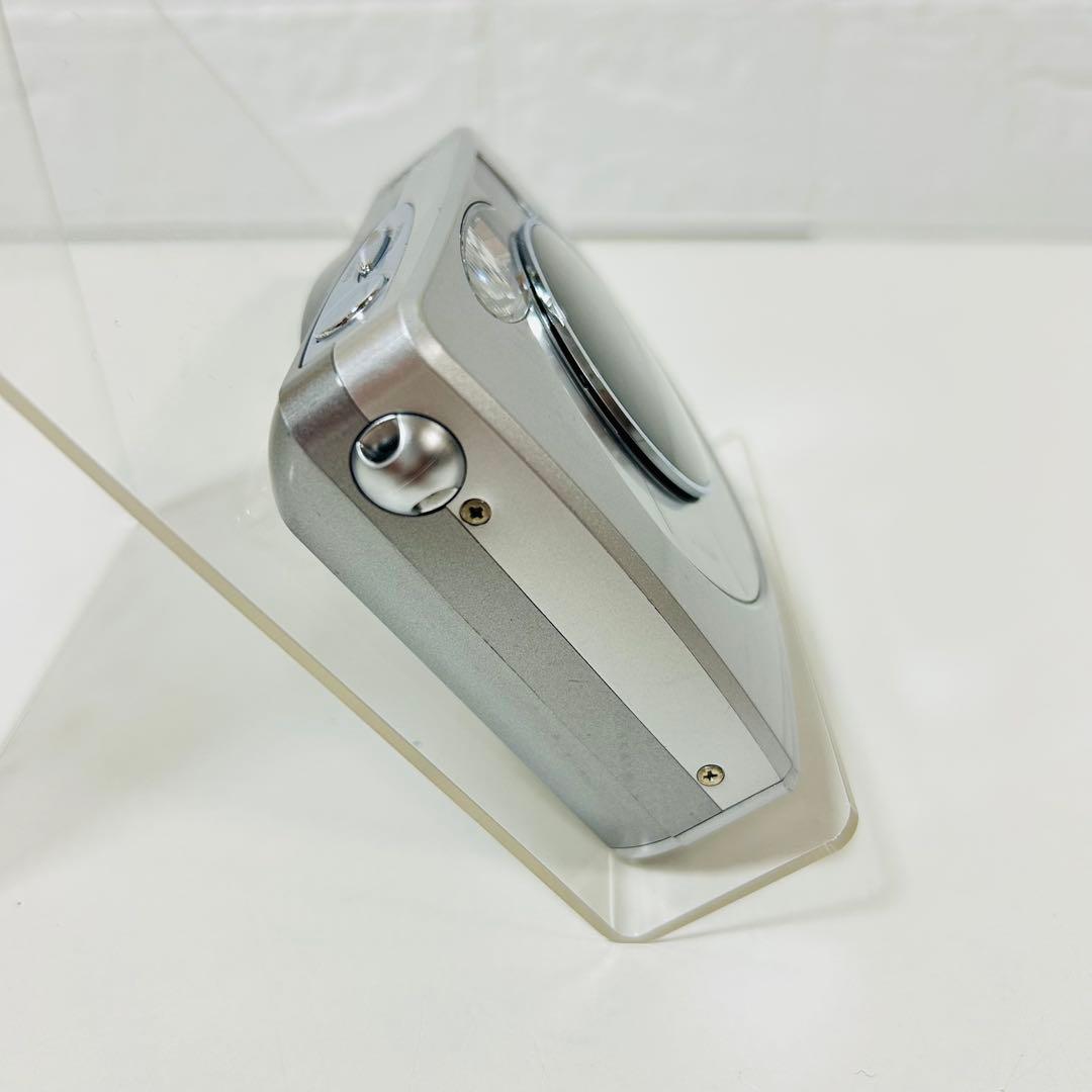 【動作品】 【外観美品】FUJIFILM FINEPIX 30i シルバー