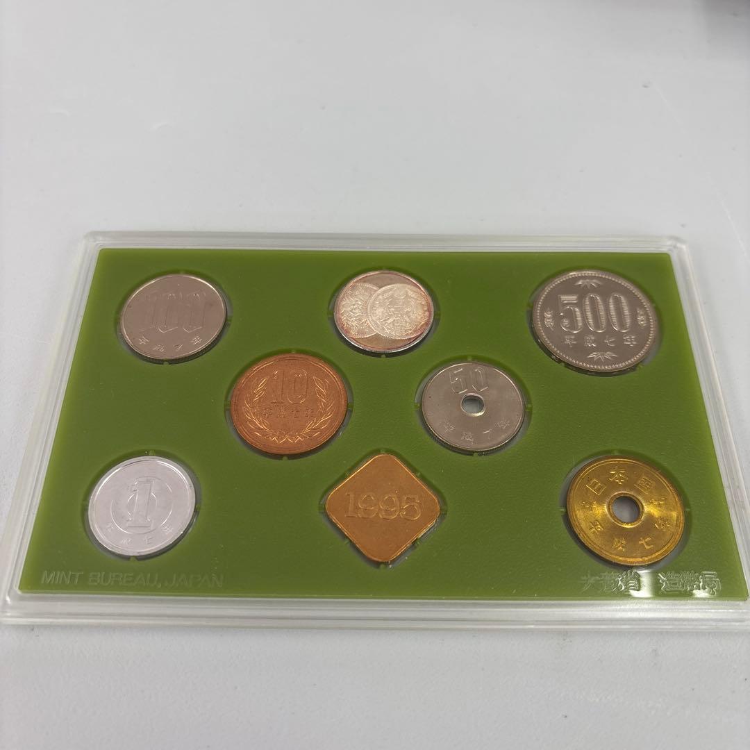 1985・86・88・89・95年・硬貨セット、2002年WC記念メダル