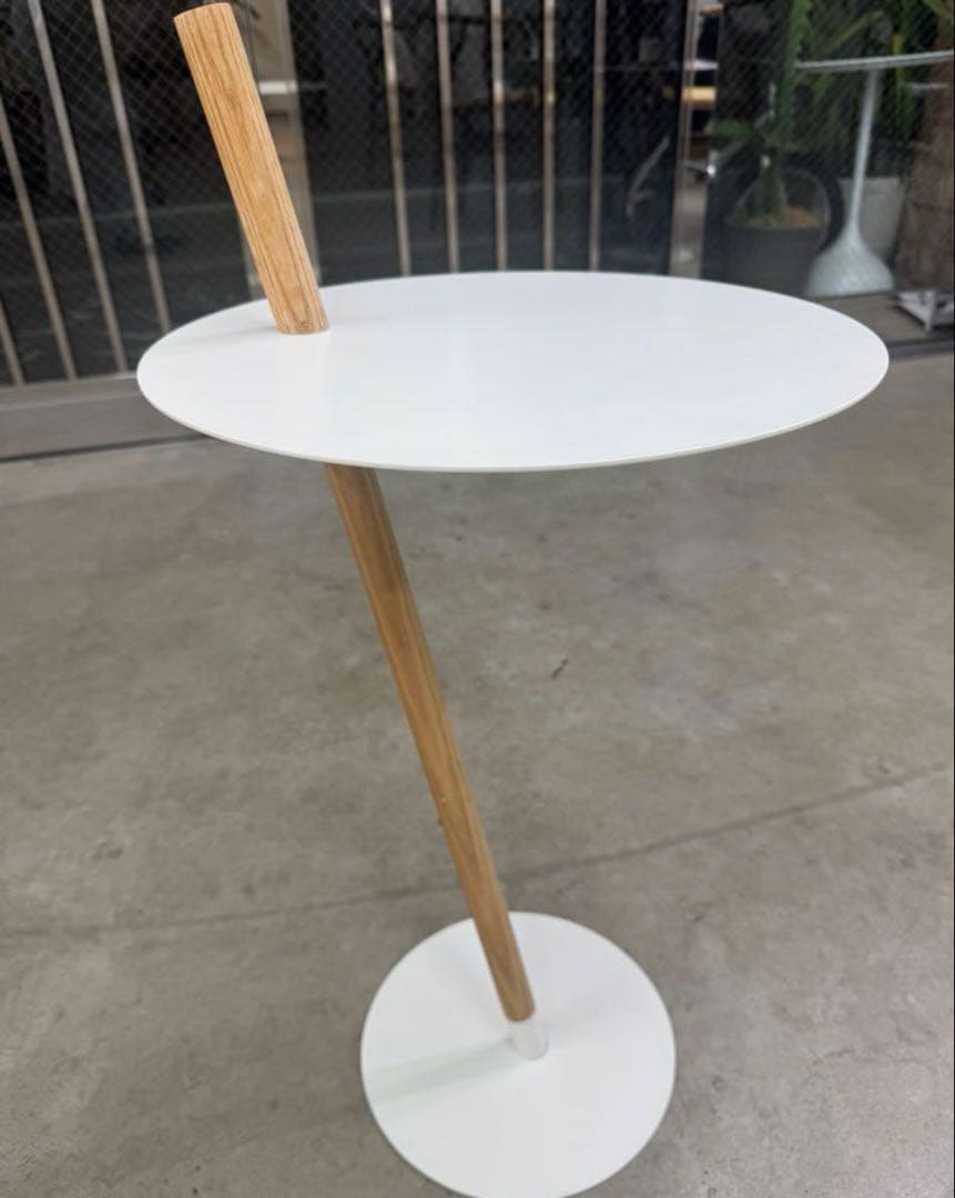 TUBE&ROD ホワイト サイドテーブル 美品 おしゃれ