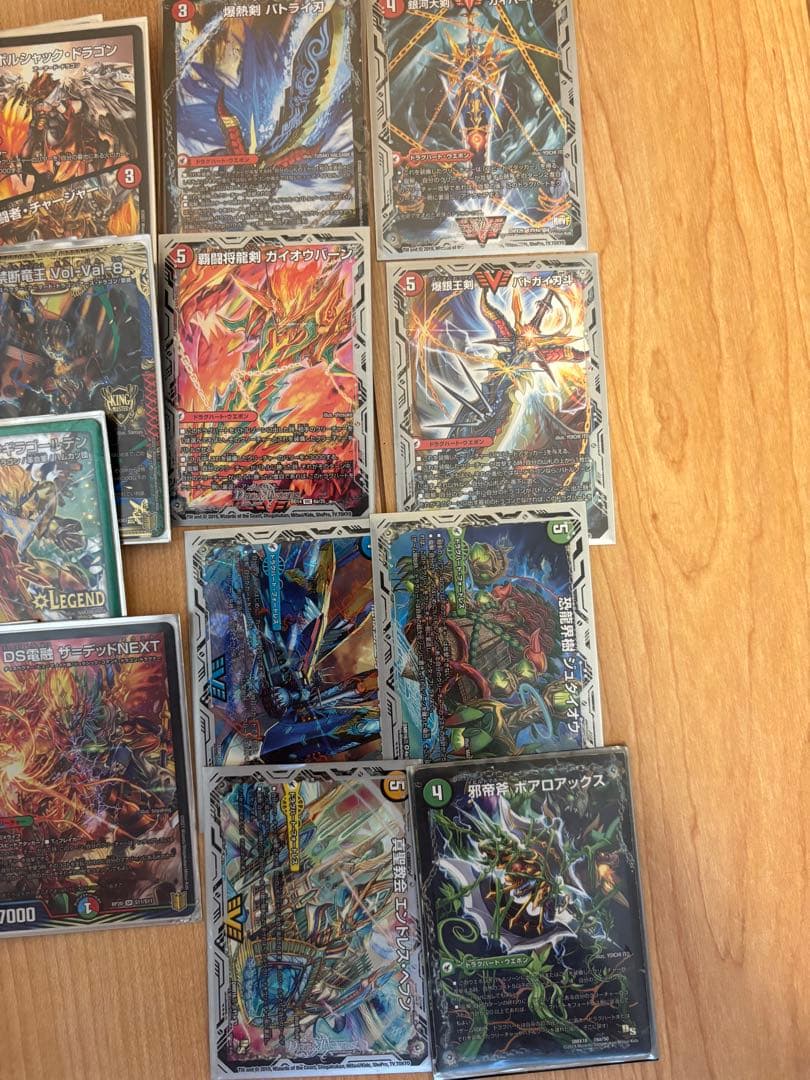 引退品　デュエル・マスターズ　連ドラモルトデッキ ボアロアックスあります。