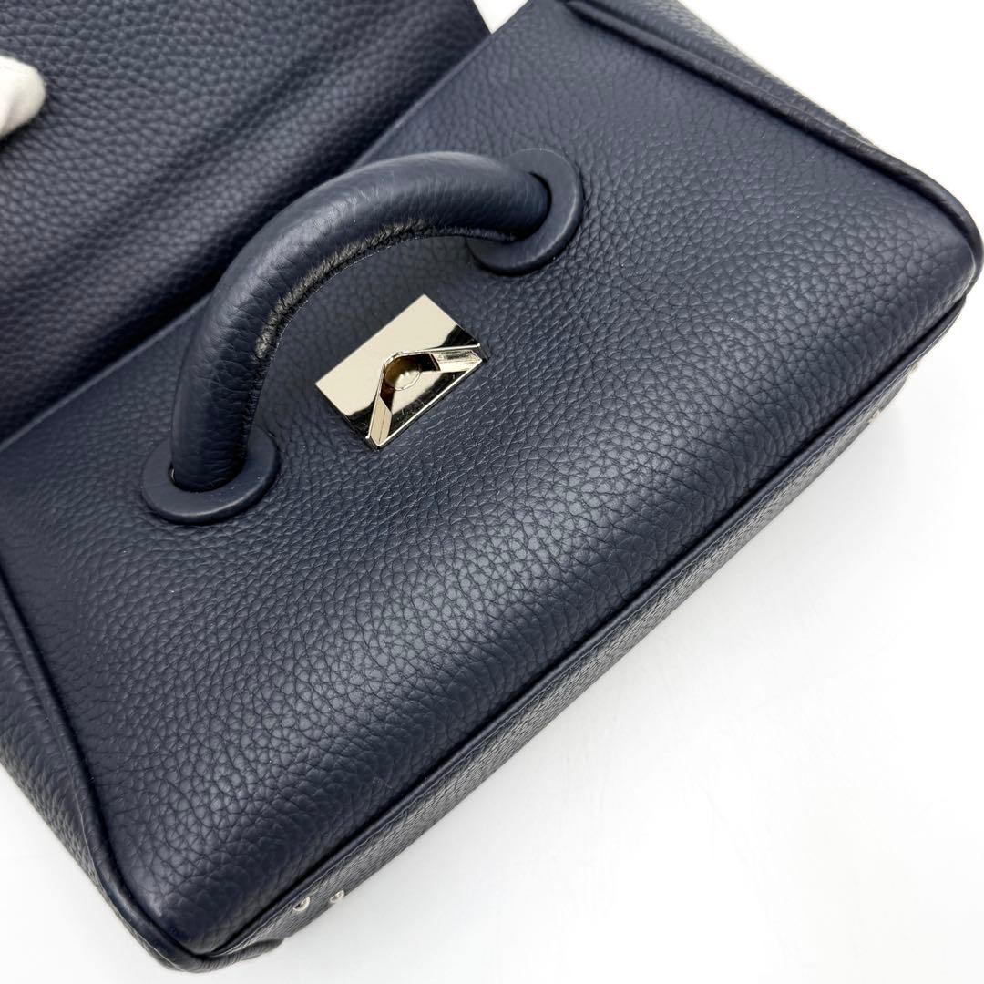 【美品】ヴァジック ハンドバッグ エバーミニミニ ワンハンドル レザー ネイビー