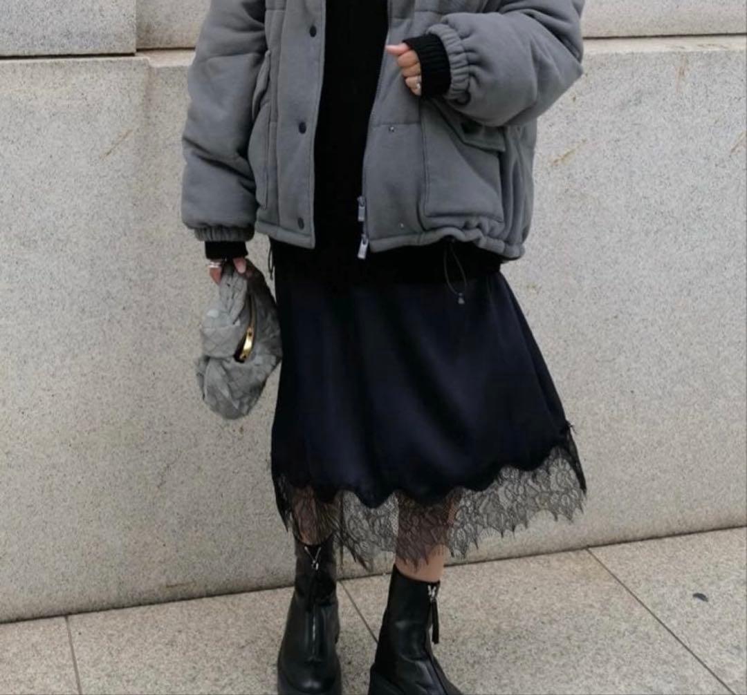 2025 machatt レースサテンスカート　ネイビー