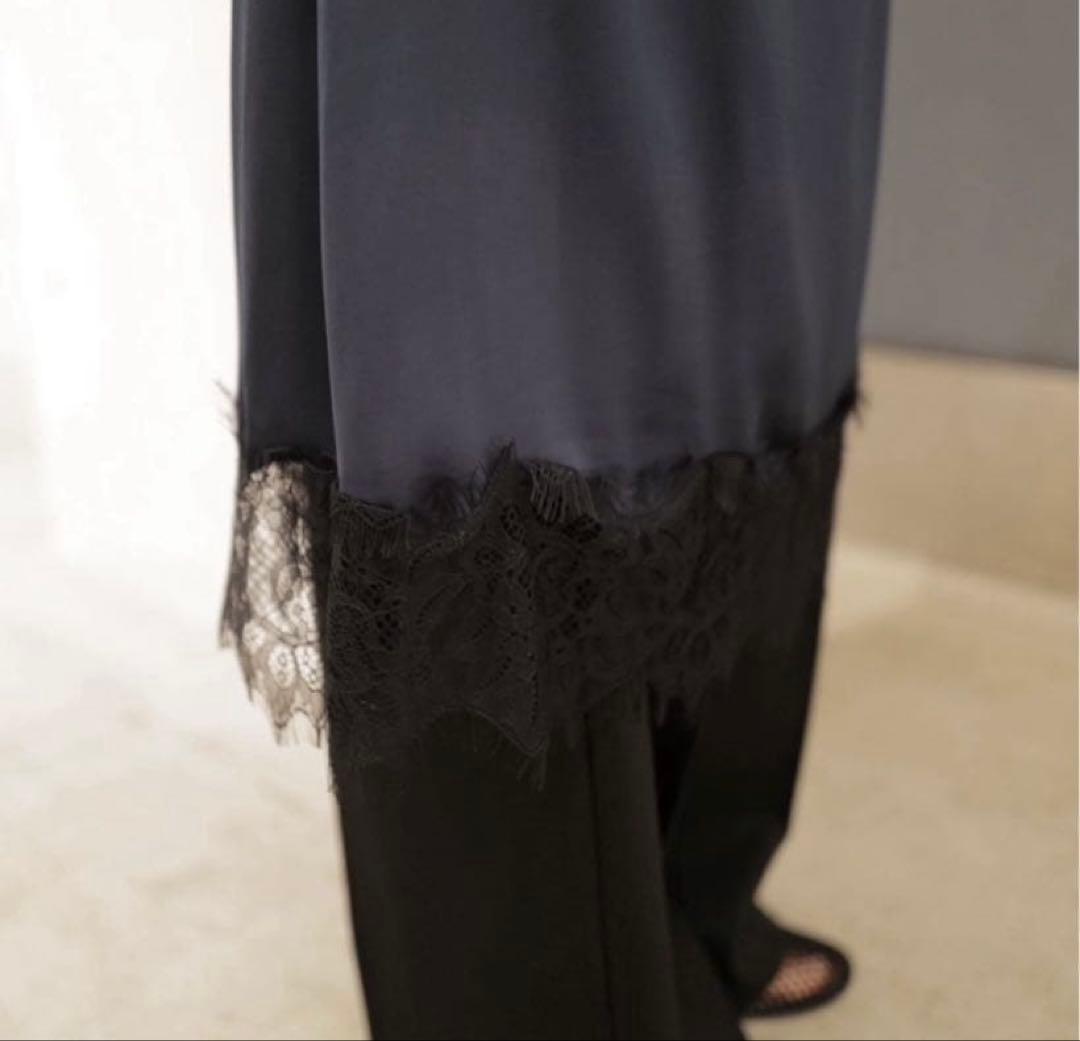 2025 machatt レースサテンスカート　ネイビー