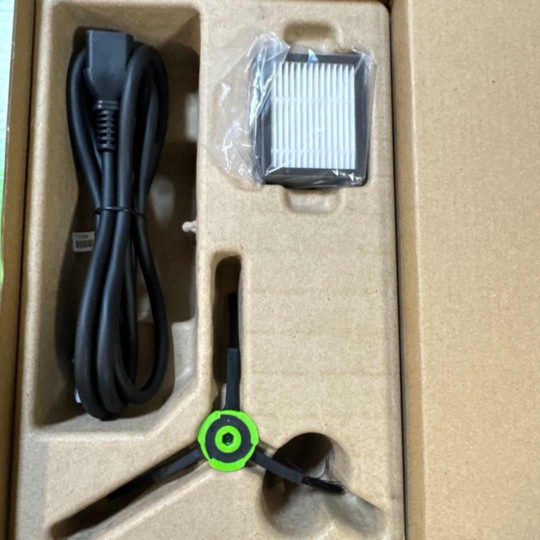 iRobot Roomba ルンバ j7+　ロボット掃除機