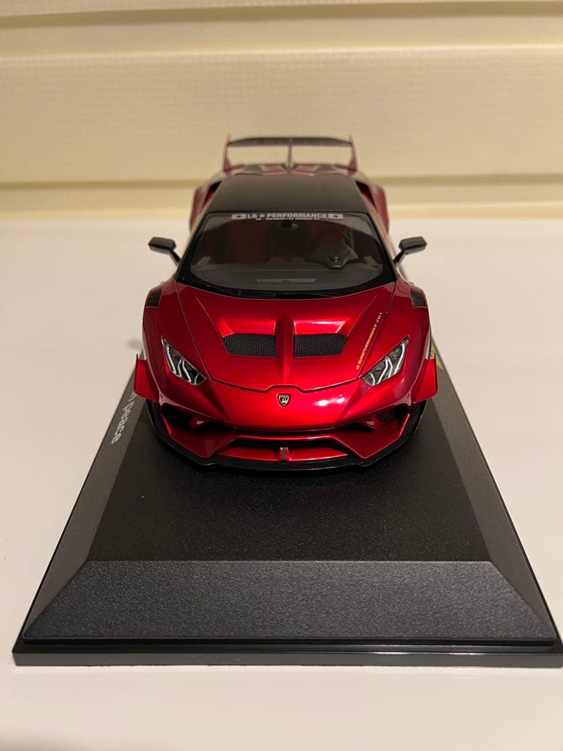 ひろ オートアート LBWK ランボルギーニウラカン1/18