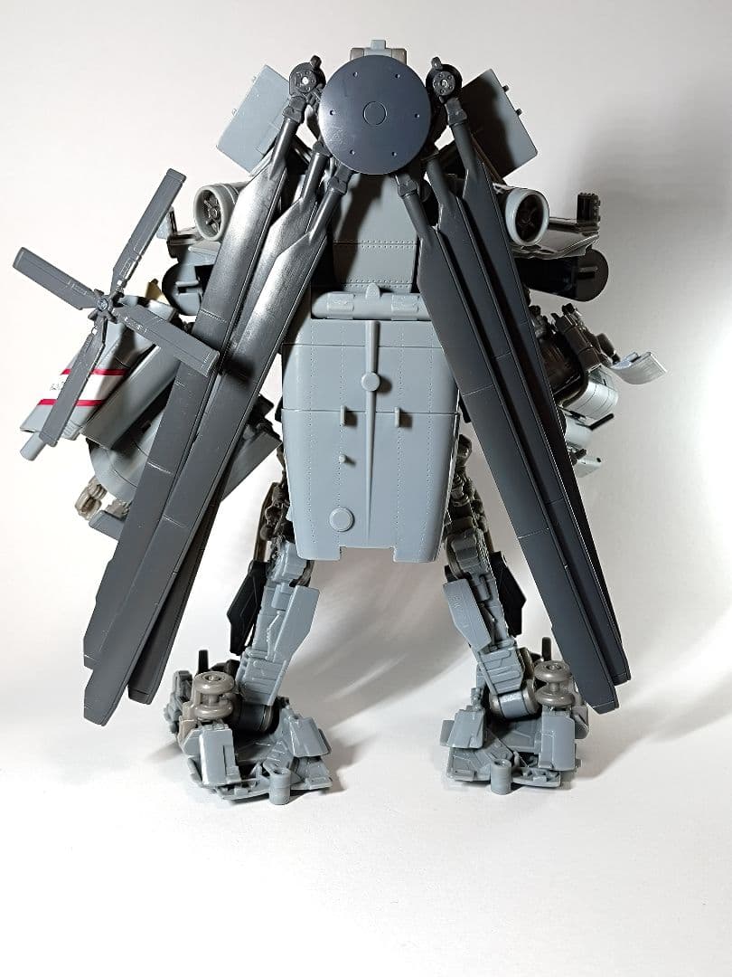 SS-08 ブラックアウト　トランスフォーマー　スタジオシリーズ