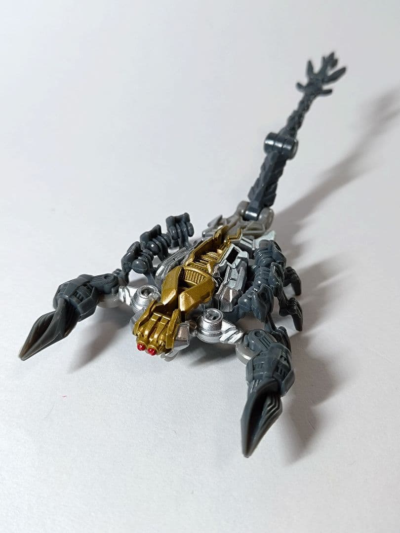 SS-08 ブラックアウト　トランスフォーマー　スタジオシリーズ