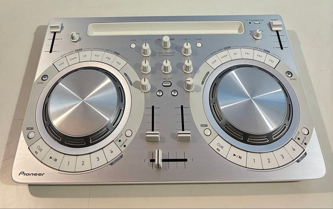 Pioneerパイオニア　 DDJ-WEG03ーW　コントローラー