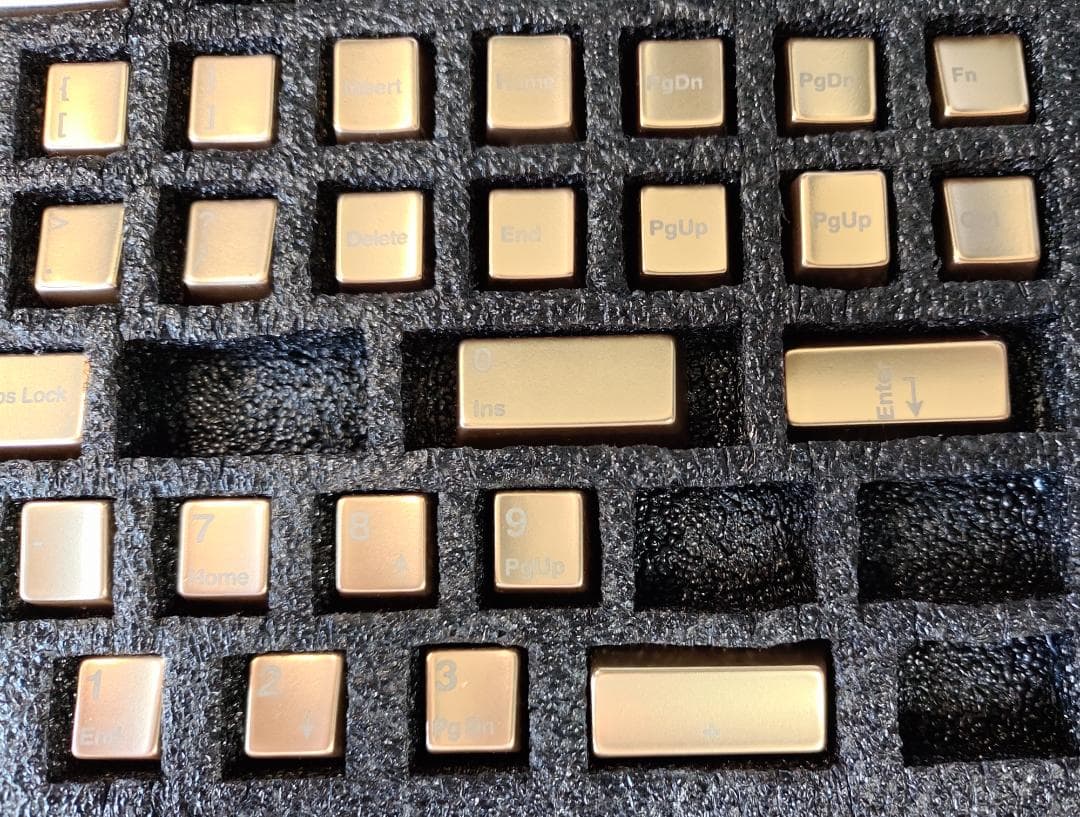 awekeys satin goldフルメタルキーキャップセット