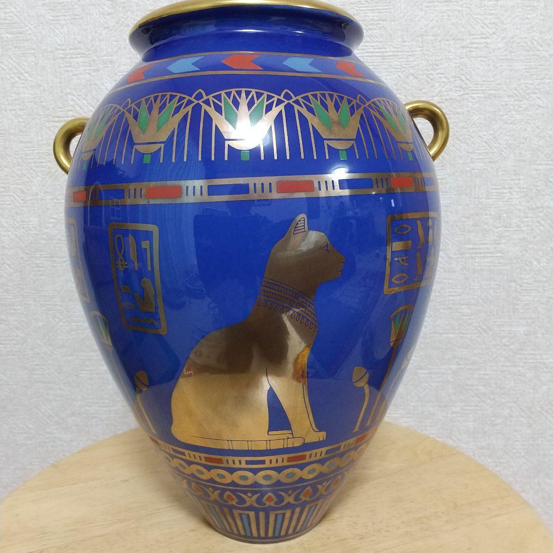 女神バステトの黄金の壺