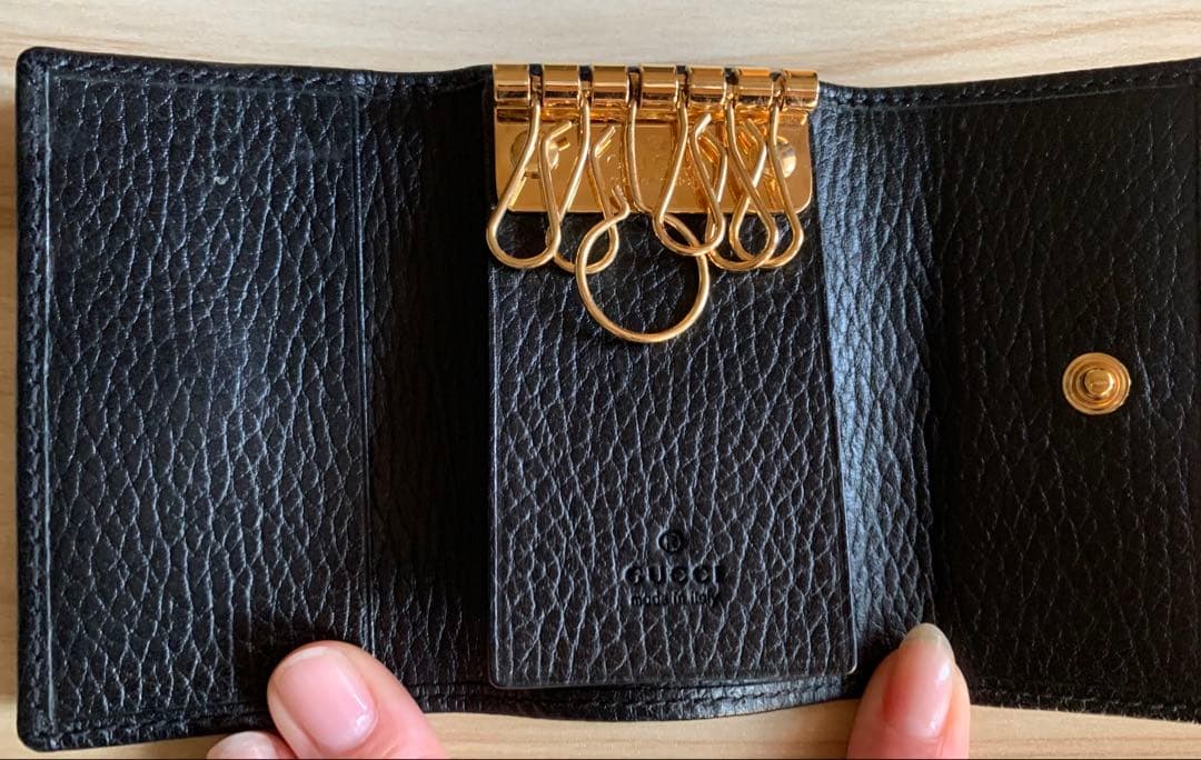 GUCCI 黒 レザー キーケース 本体