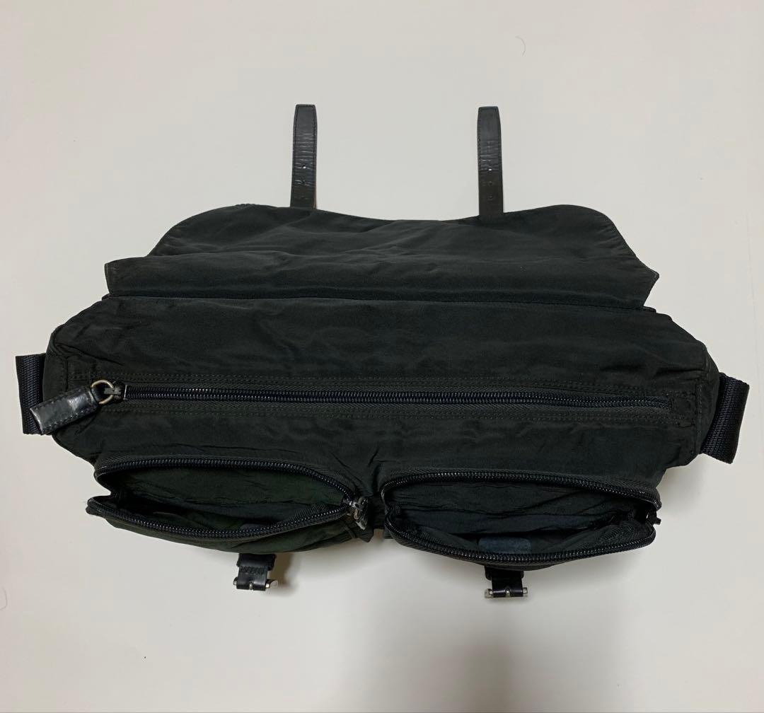 P*v様 PRADA　ショルダーバッグ　黒