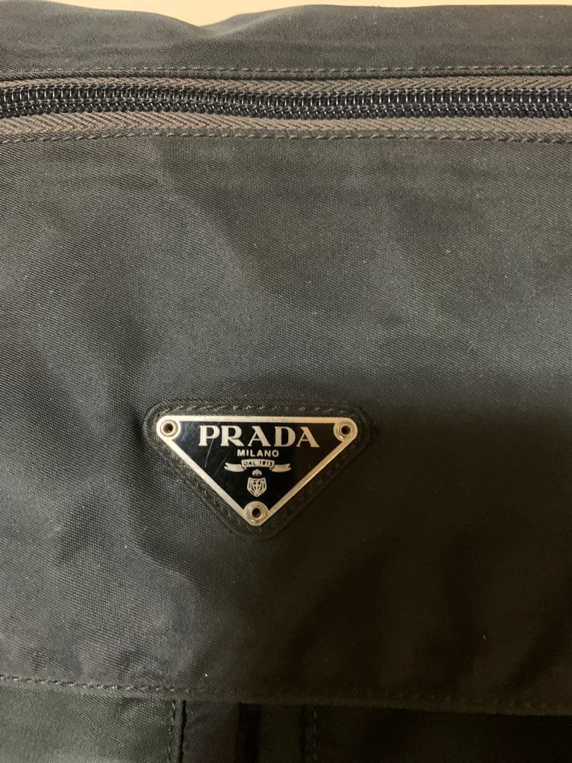 P*v様 PRADA　ショルダーバッグ　黒