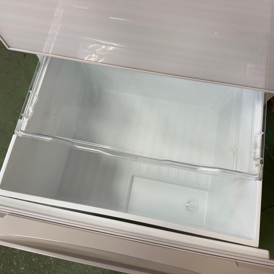 326 東芝　大型冷蔵庫　300L強　小型　家庭用　自動製氷　3ドア　右開き