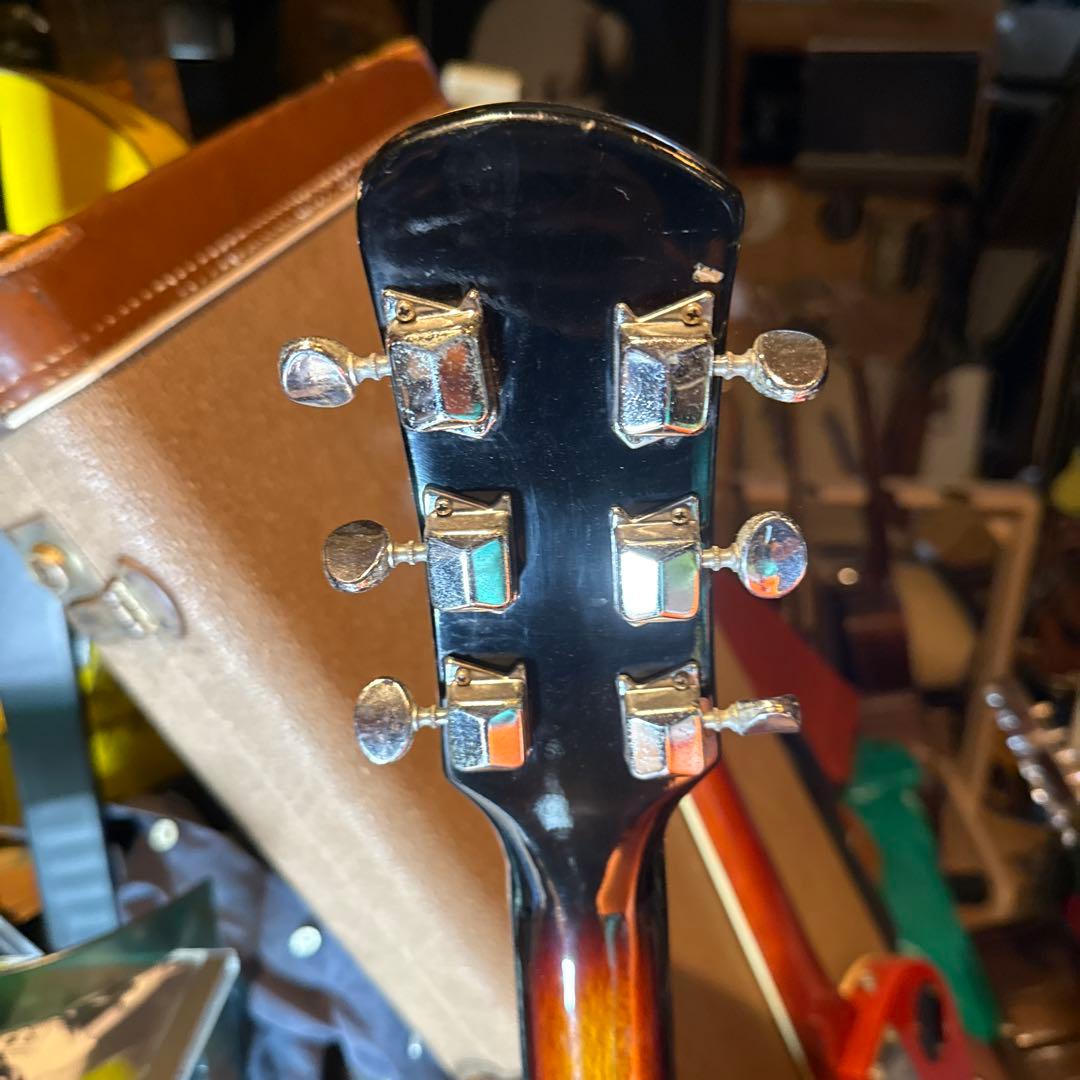 歴史的ギターGreco 最初の電気ギター　ソリアコです！