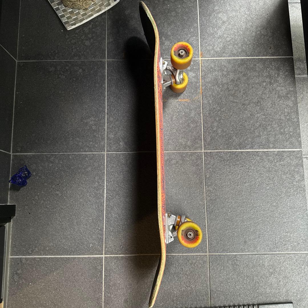 Fucking Awesomeスケートボードデッキ