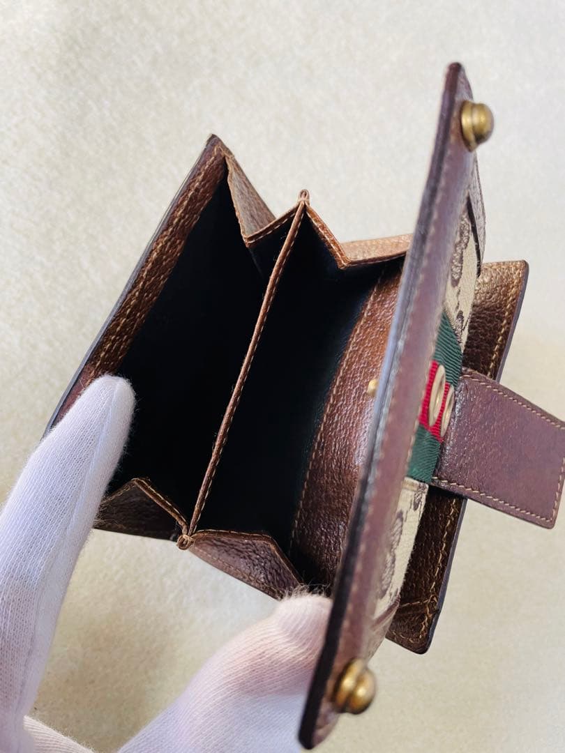 美品　GUCCI 二つ折り財布 シェリー　グッチ