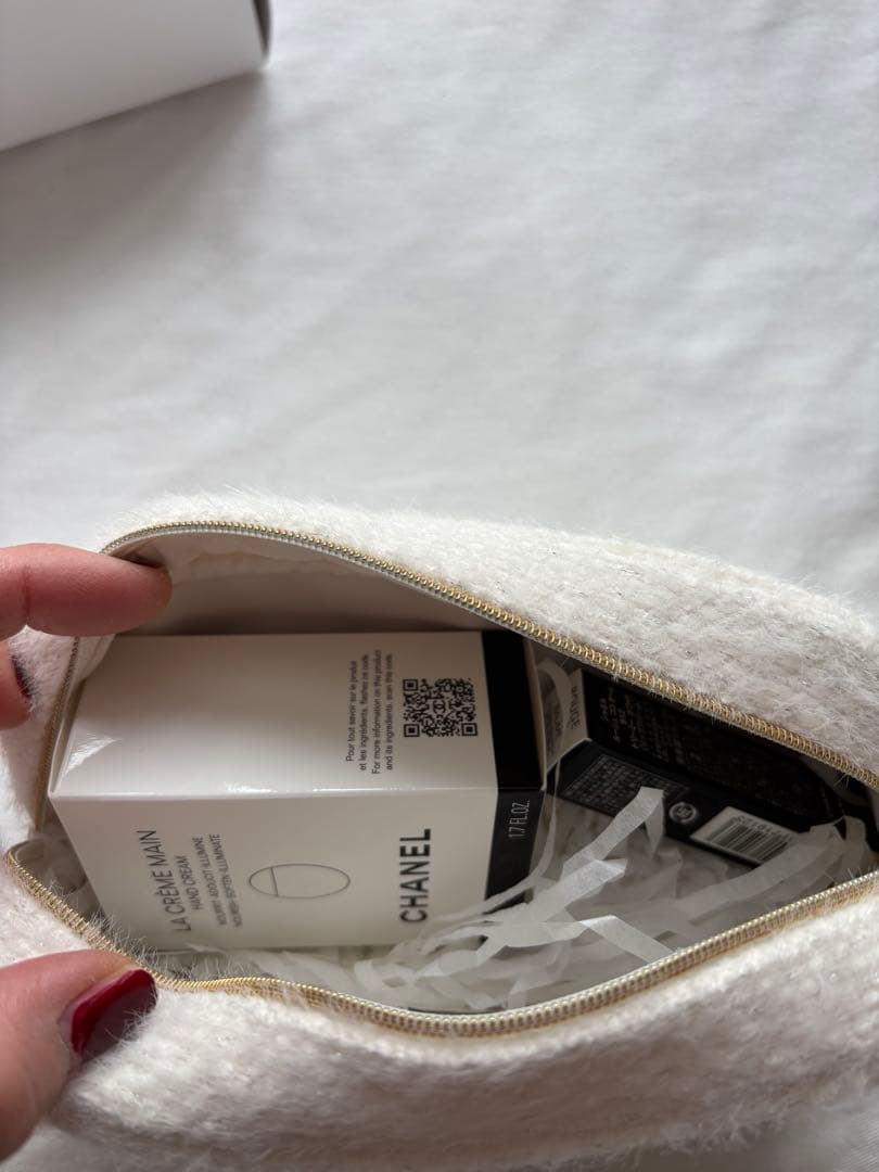 【新品未使用】シャネル　エッセンシャルケアセット　クリスマスコフレCHANEL