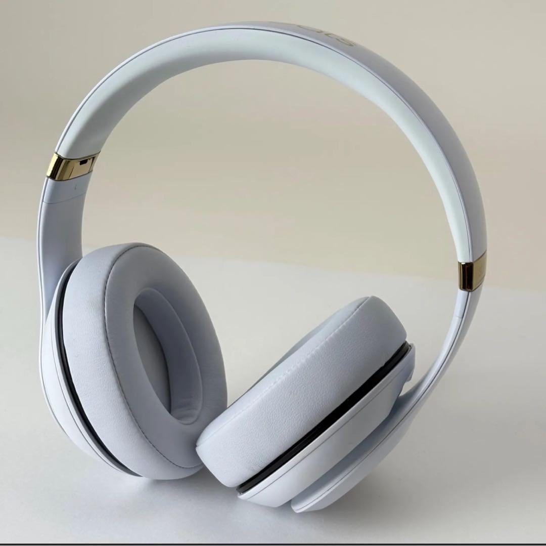 Beats Studio 3ワイヤレスヘッドフォン ホワイト