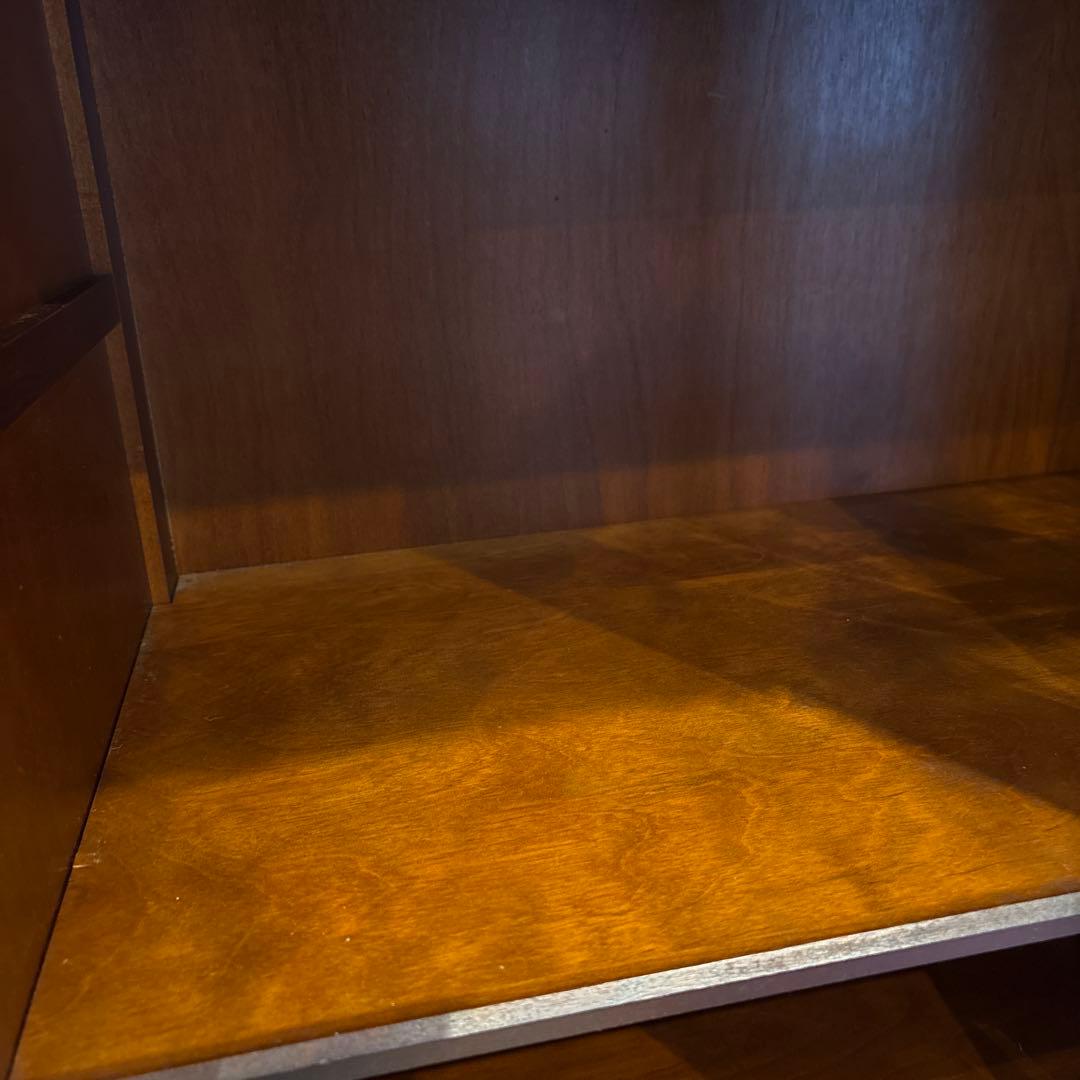 北海道民芸家具 ダークブラウン木製キャビネット ガラス扉付き