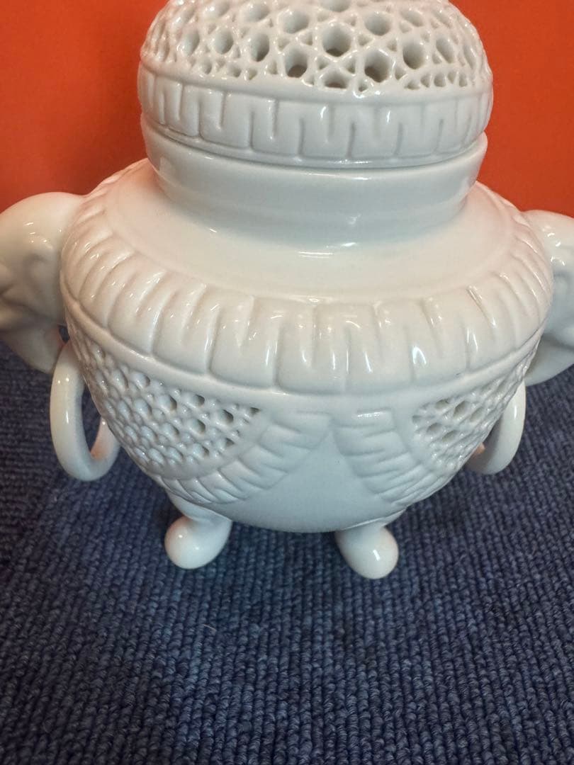 1900 有田焼　景泉作　白磁　象　透かし彫　香炉