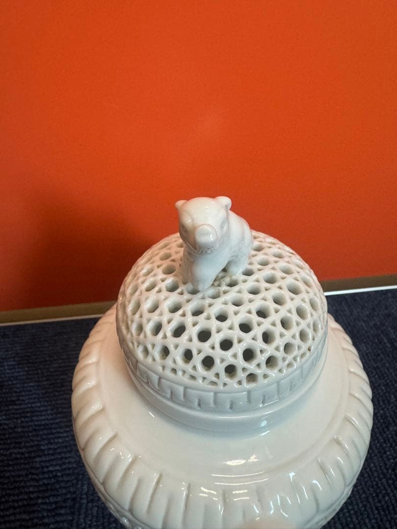 1900 有田焼　景泉作　白磁　象　透かし彫　香炉