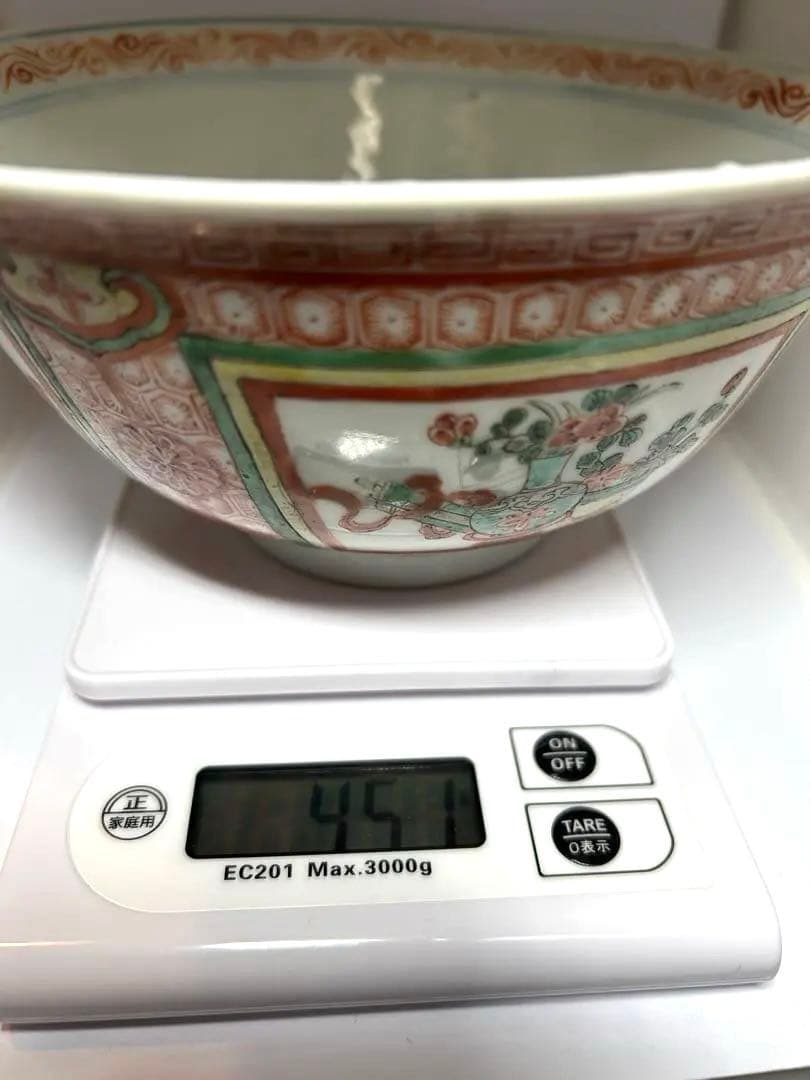 大明萬暦年製 深鉢 直径18cm 中国美術　重さ451グラム　五彩