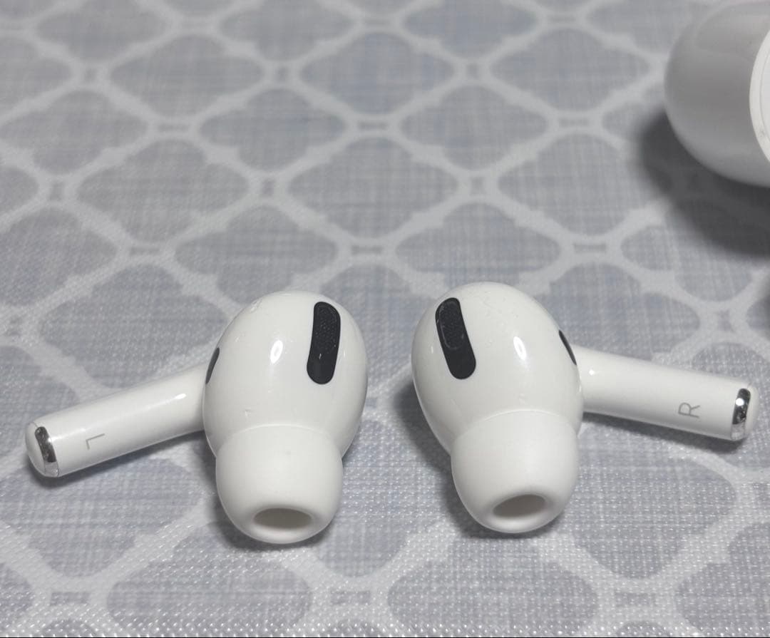 AirPods Pro 本体 ホワイト 充電ケース付き