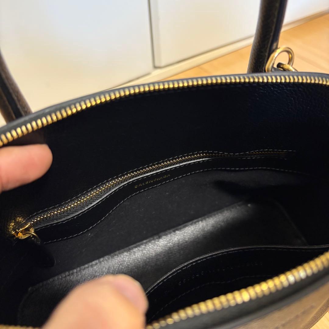 【美品】BALENCIAGA バレンシアガ Ville ヴィル ショルダーバッグ