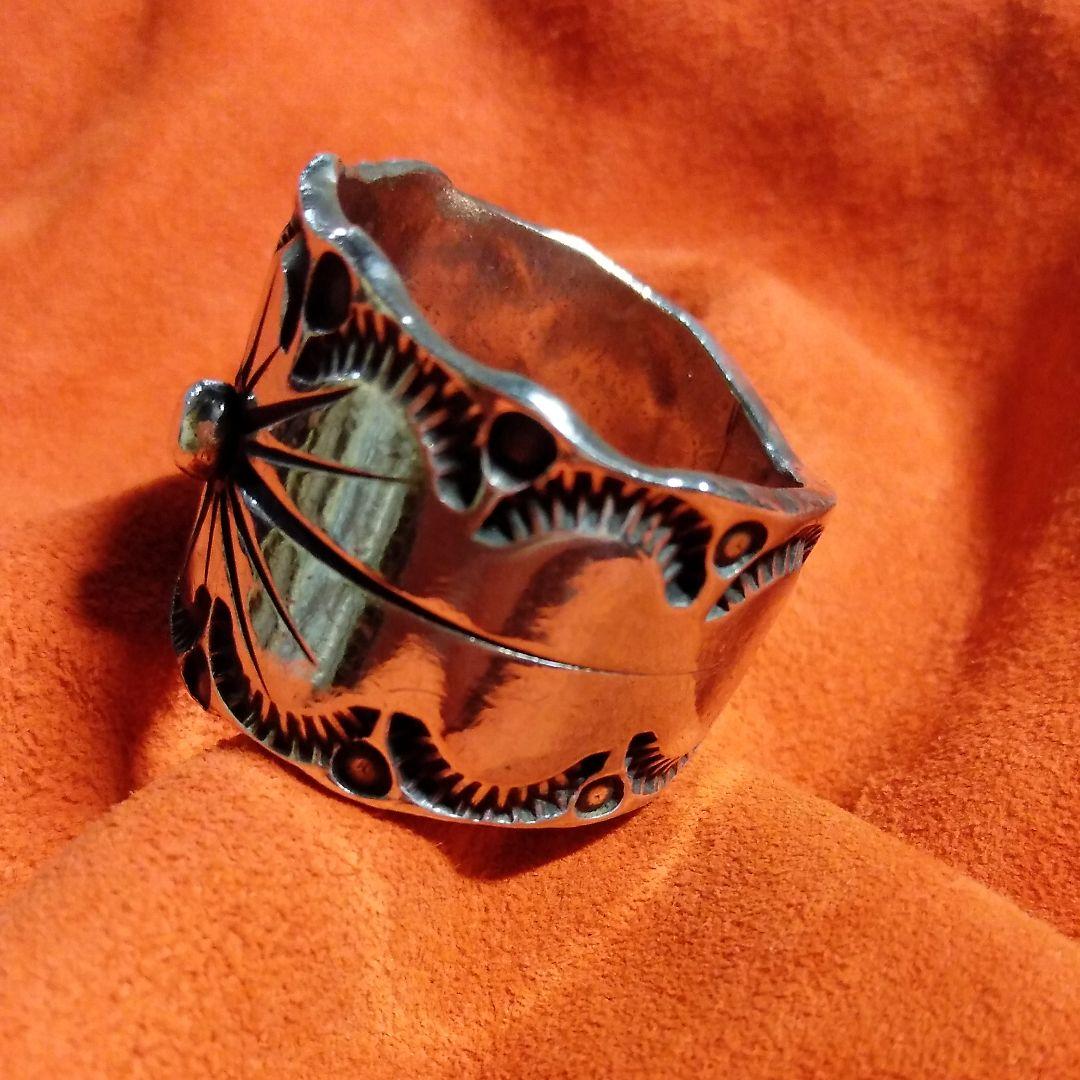 インディアンジュエリー　ハンドメイド製　サンゴット　シルバー　リング　24号