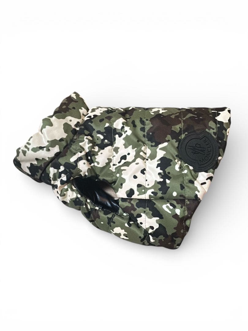 モンクレール　カモ　犬用　ジャケット　小型犬