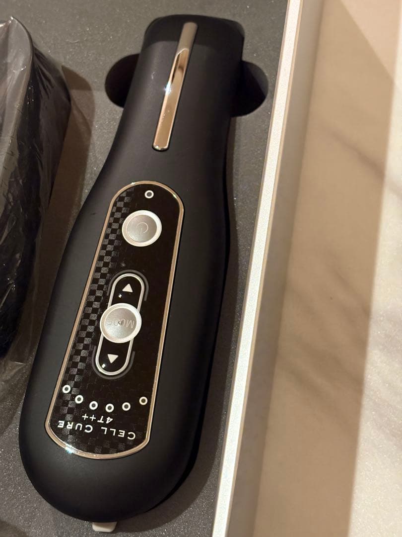 【超美品未使用付属品】セルキュア4Tplus++ cellcure4T++美顔器