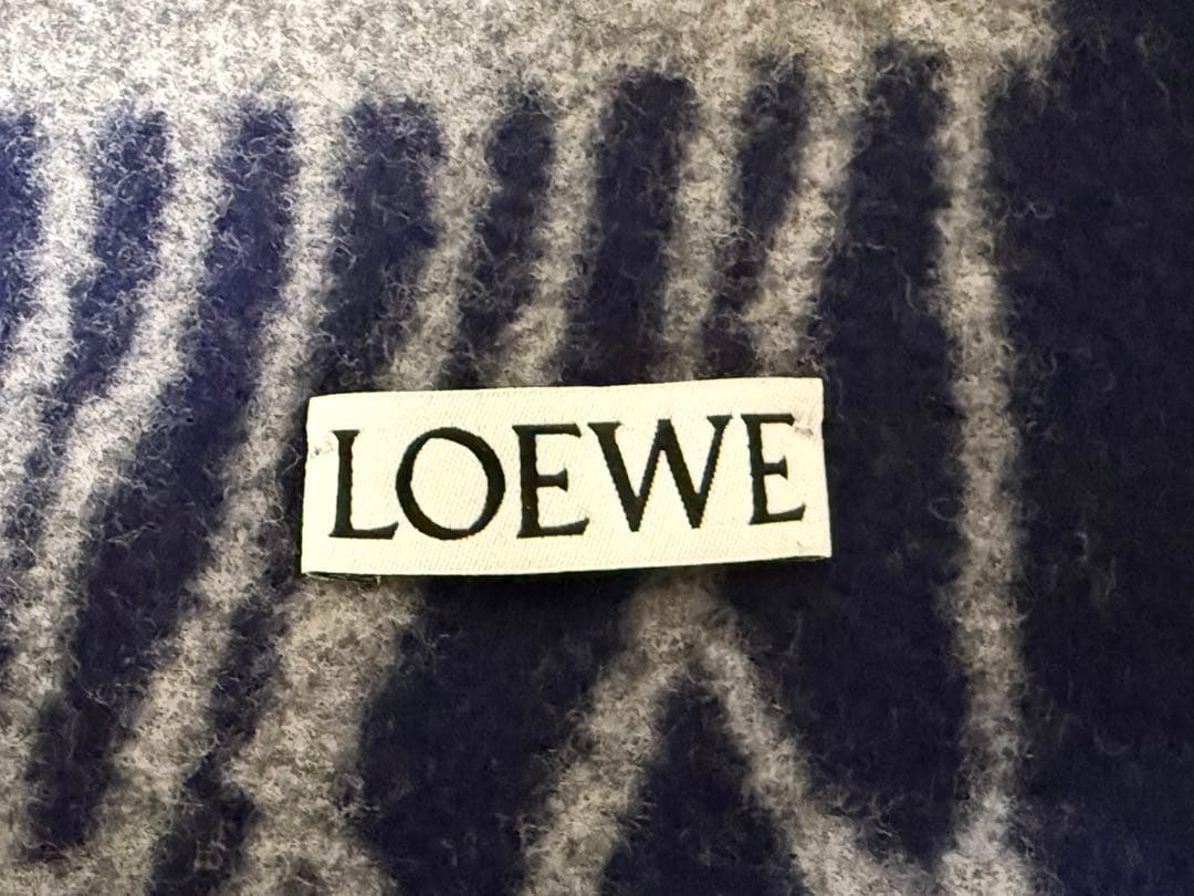 ロエベ　ウールカシミアマフラー