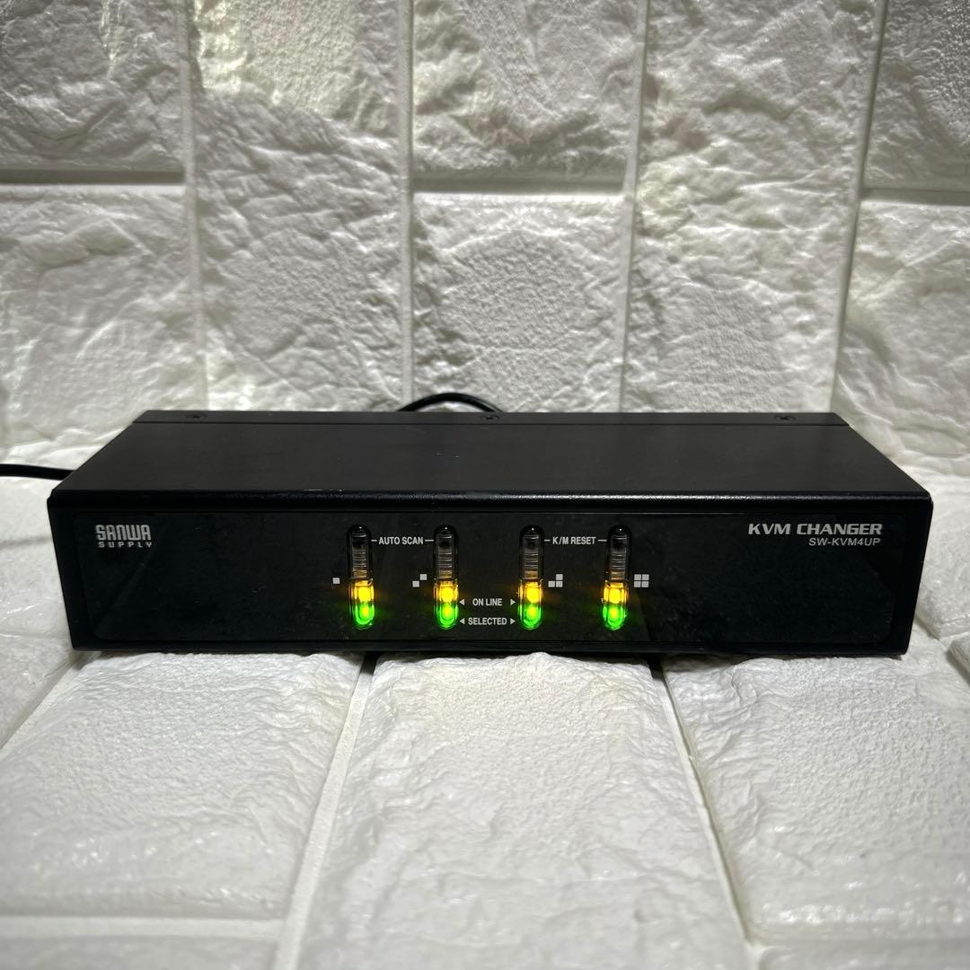 SANWA PS/2・USB両対応パソコン自動切替器　SW-KVM4UP